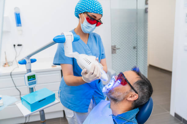 Best Cosmetic Emergency Dentistry in Town N Country, FL